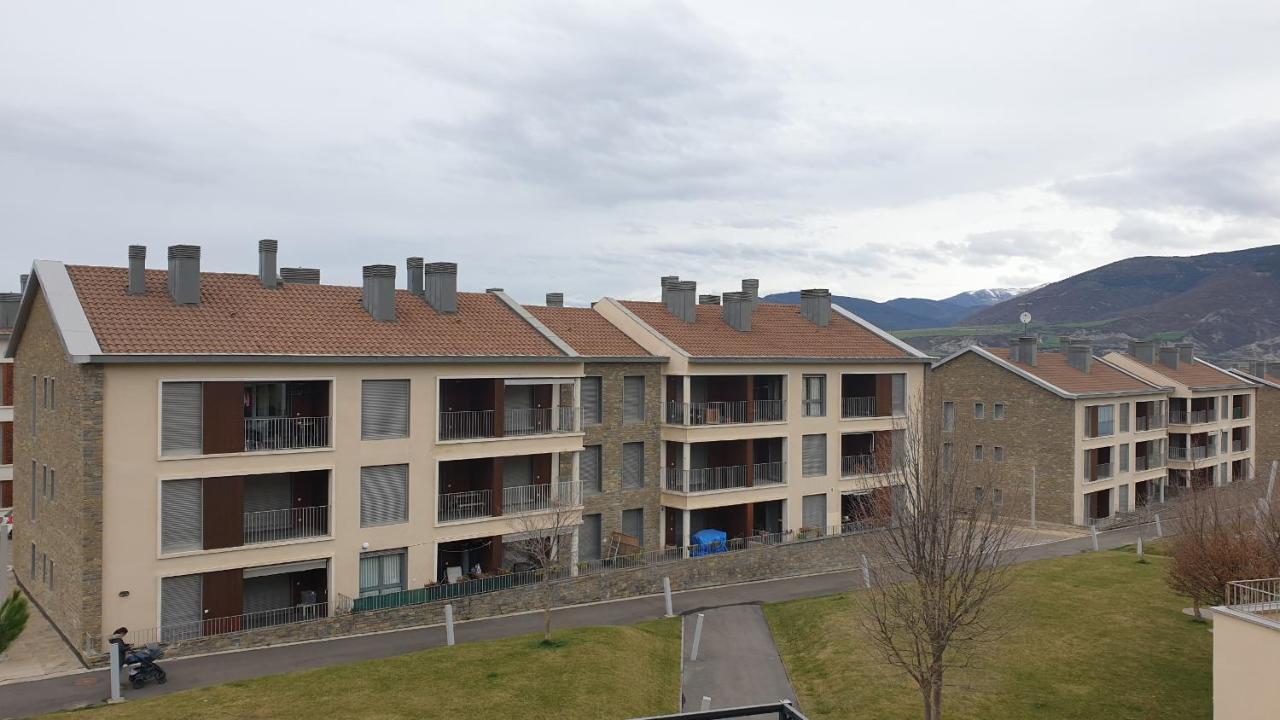 Acogedor Apartamento En Las Margas Sabiñánigo Kültér fotó
